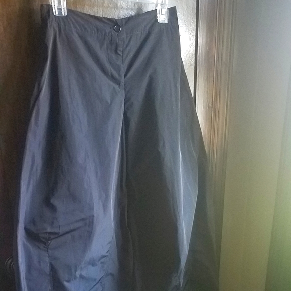 Barrel Leg Cargo Pants... - Picture 3 of 8